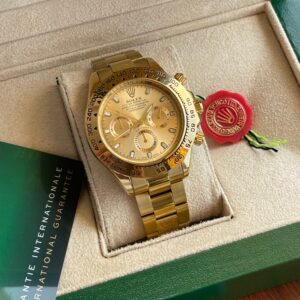 Rolex Daytona Oyster Perpetual The Epitome of Performance and Prestige in a Full Gold Metal Chronograph 7A Premium Quality Dial Size-43mm Men’s Watch