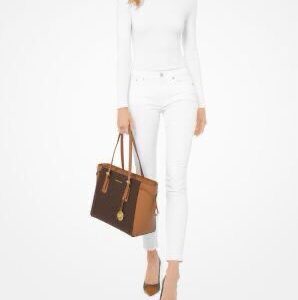 Michel Kors Voyager Women’s Handbag with Zipper on Top