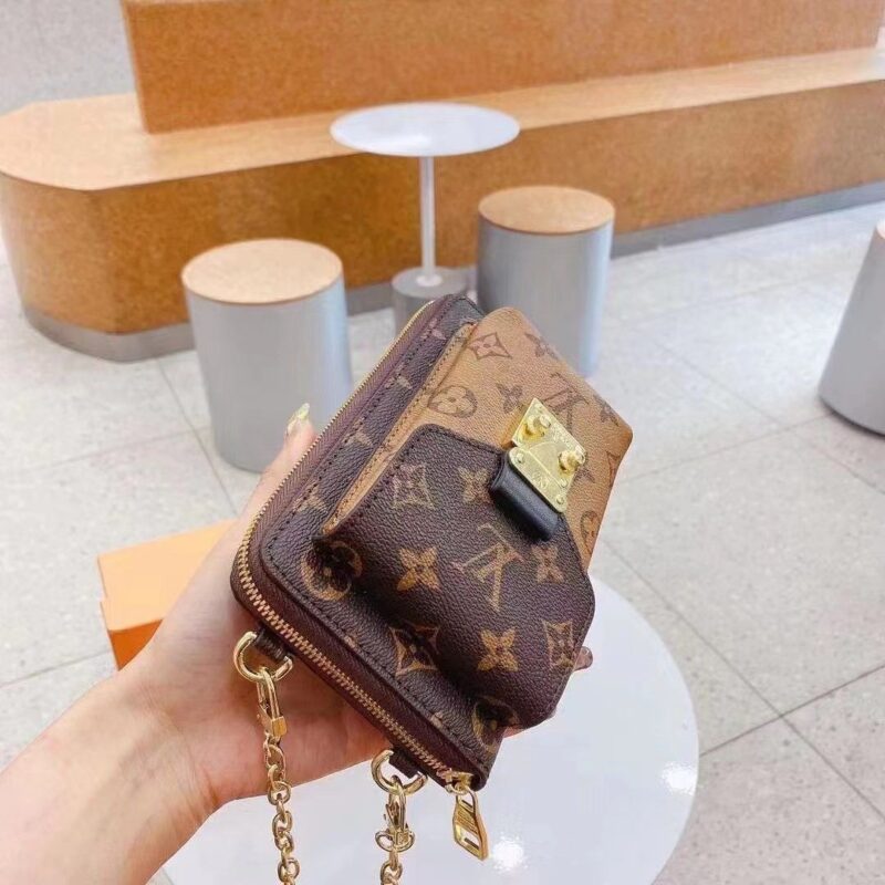 Louis Vuitton Zipper Mobile Holder Bag