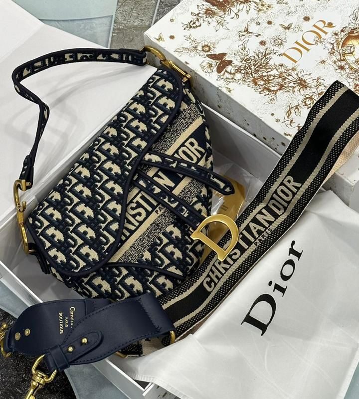 Christian Dior Cd Saddle Bag Oblique