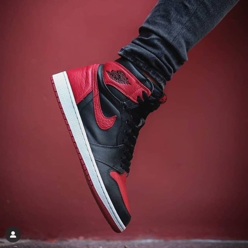 Air Jordan One High Red & Black Men's Shoes