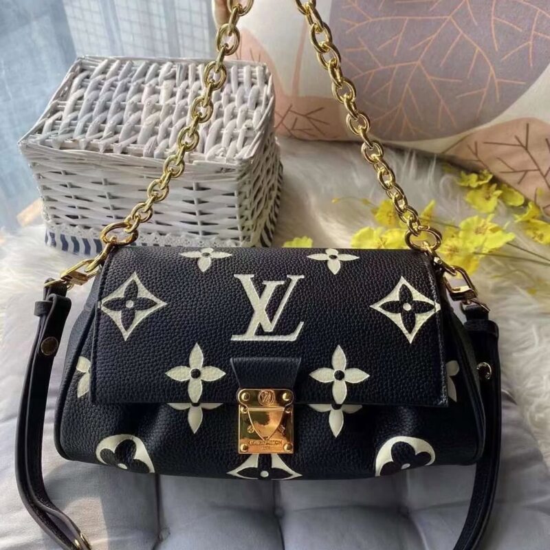 Louis Vuitton Favorite MM Empreinte Shoulder Bag