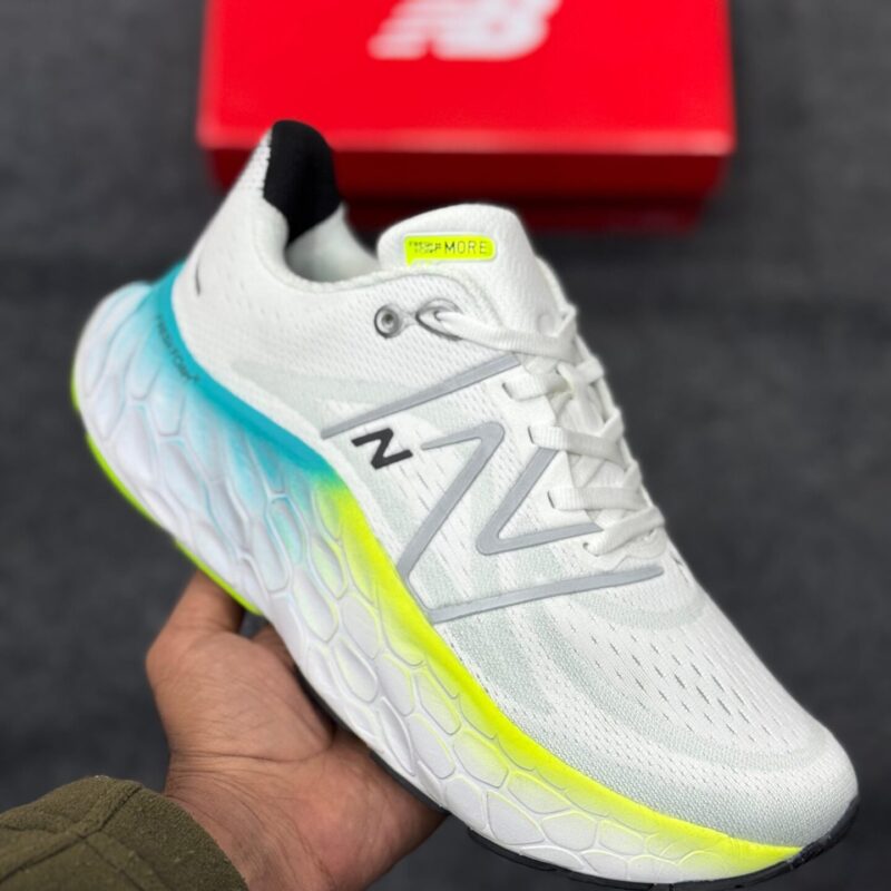 New Balance Fresh Foam More V4 Running Shoes