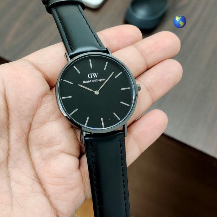 Daniel Wellington Classic St. Mawes Watch for Men 40mm - Image 9