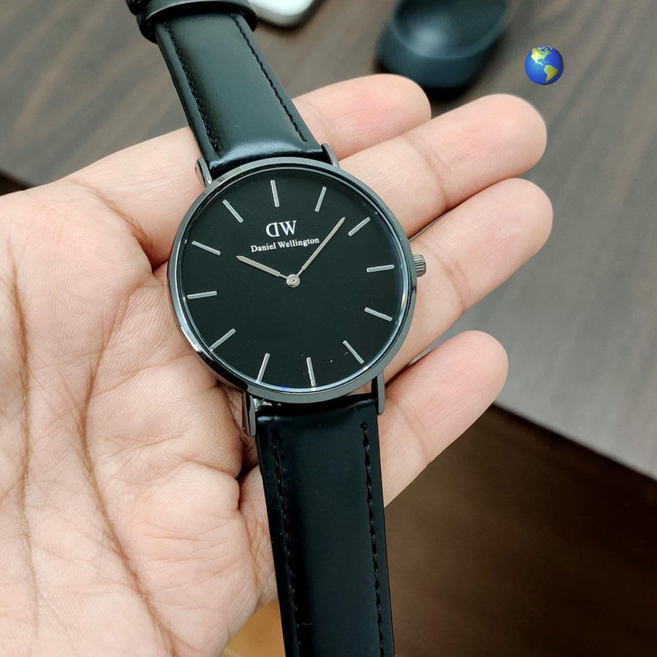 Daniel Wellington Classic St. Mawes Watch for Men 40mm - Image 9
