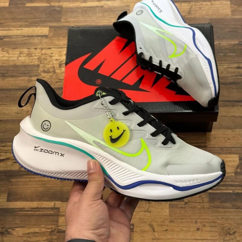 Nike ZoomX Invincible Run Flyknit 2 Running Shoes