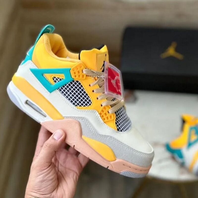 Air Jordan 4 Retro Thunder Men's Shoes