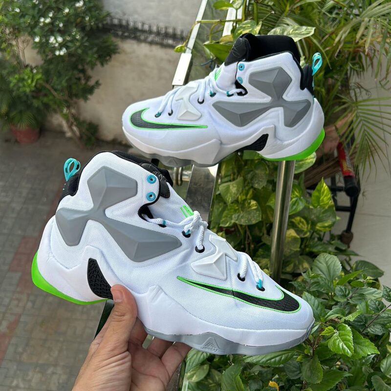 Nike Lebron 13 Men's Shoes