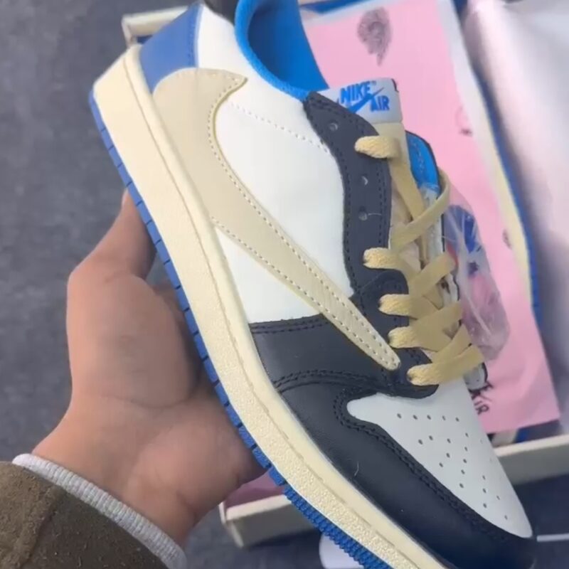 Air Jordan Travis Scott Low Cut Men's Sneakers