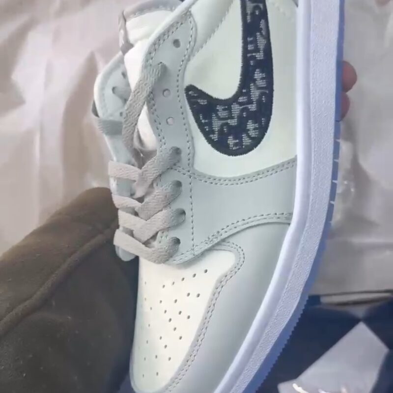 Air Jordan Dior Low Cut Men's Sneakers