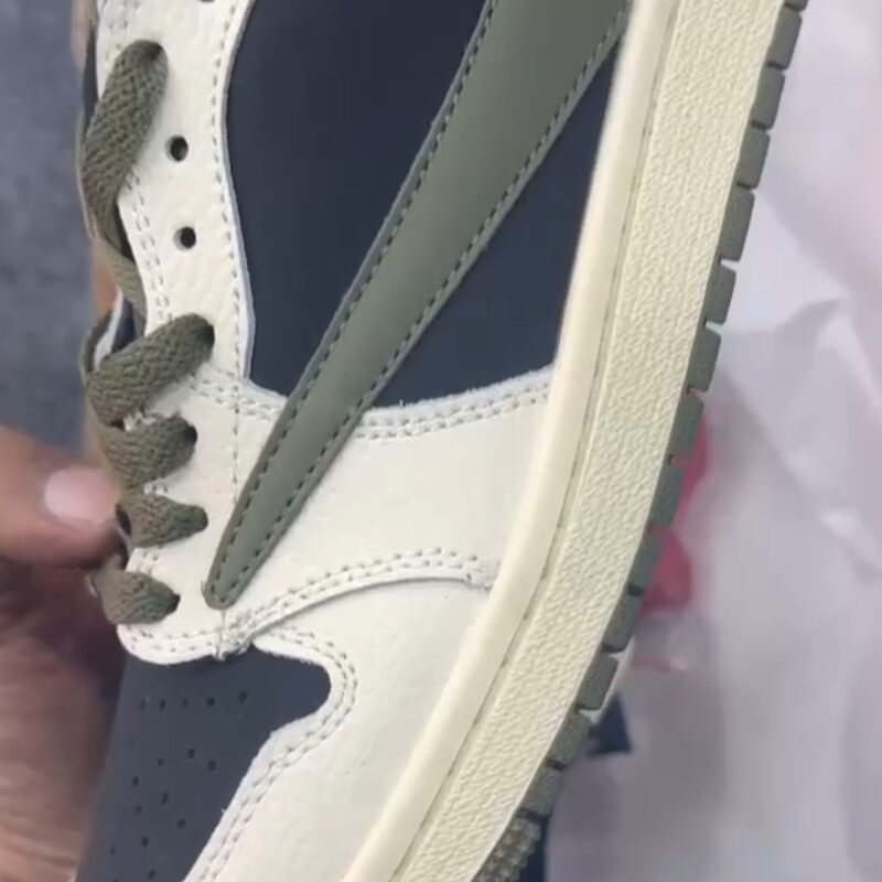 Air Jordan Travis Scott Low Cut Men's Sneakers