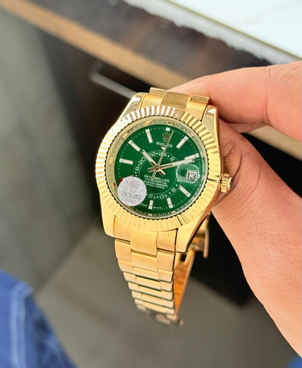 Rolex Sky-Dweller Green Dial Gold Tone Automatic Watch for Men with Date Display - Image 3