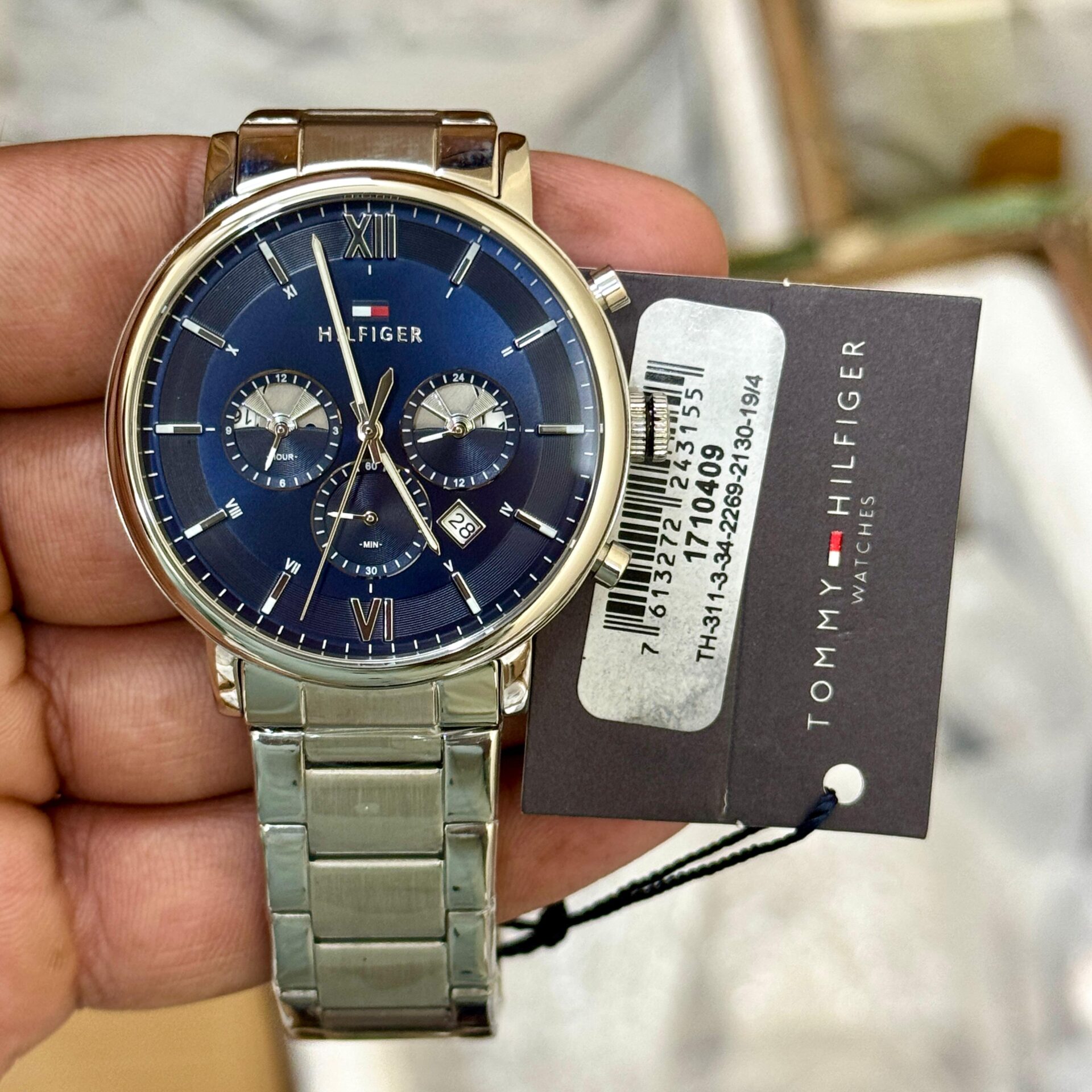 Tommy Hilfiger Carly Chronograph Men’s Watch 41mm Quartz - Image 6