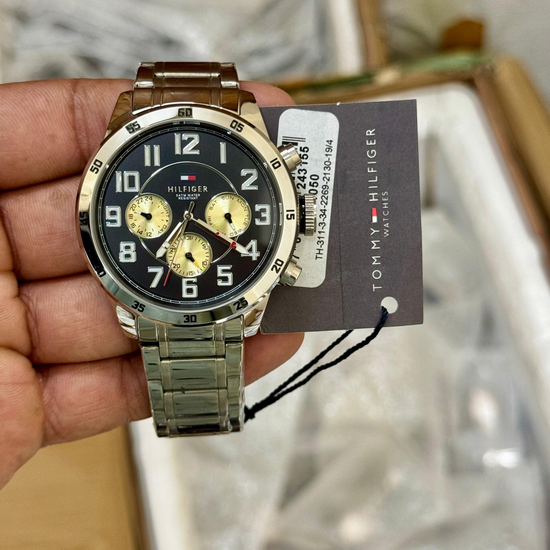 Tommy Hilfiger Carly Chronograph Men’s Watch 41mm Quartz - Image 5