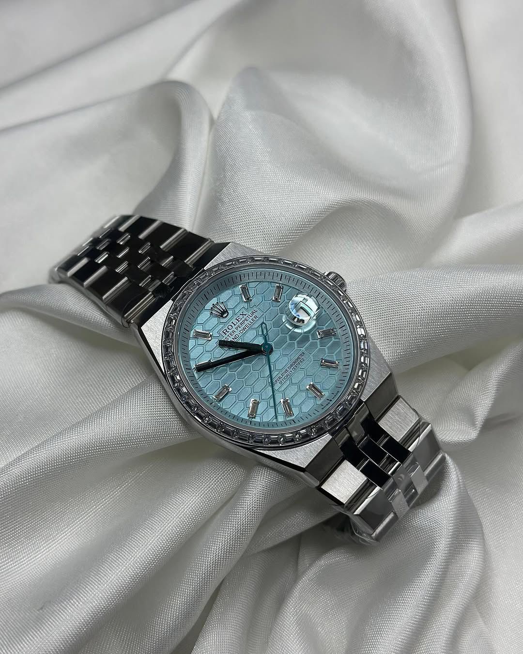 Rolex Land-Dweller Tiffany Blue Diamond Bezel Automatic Men’s Watch 40mm - Image 2