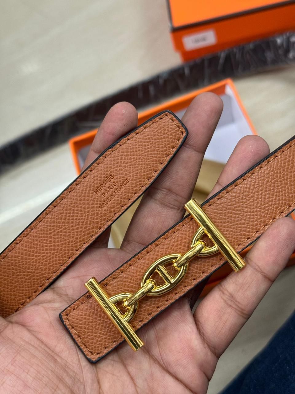 Hermès Ladies Slim Leather Belt Gold Chain H Buckle Designer Accessory