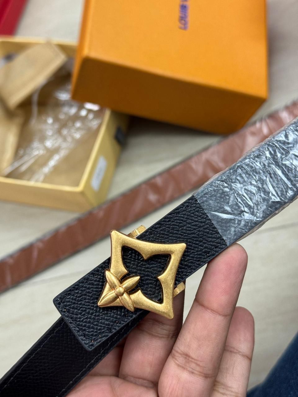 Louis Vuitton Ladies Slim Belt Monogram Flower Buckle Leather Belt