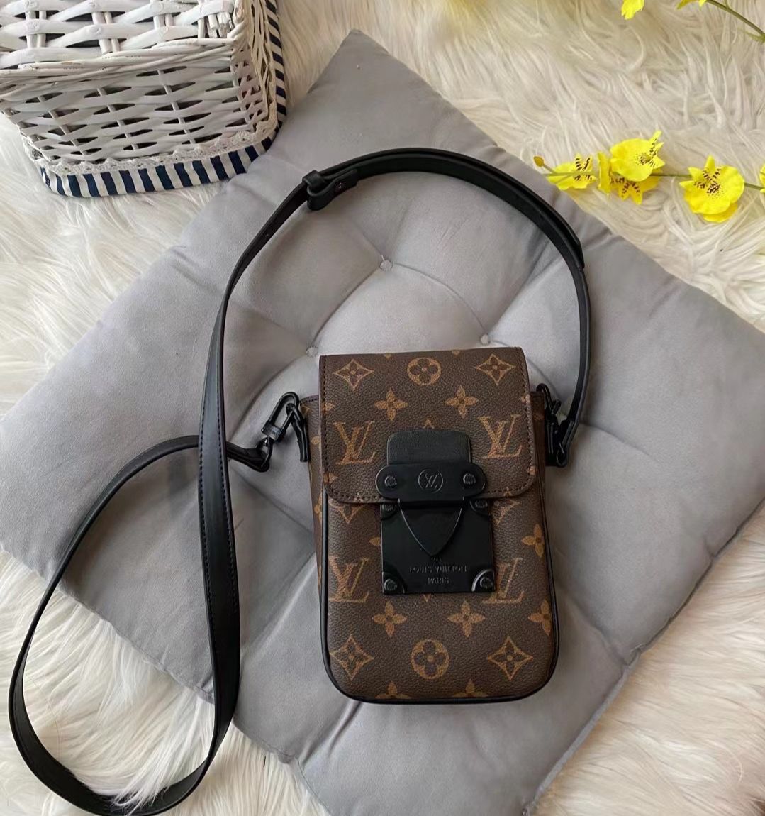 Louis Vuitton Mobile Wallet Sling Bag