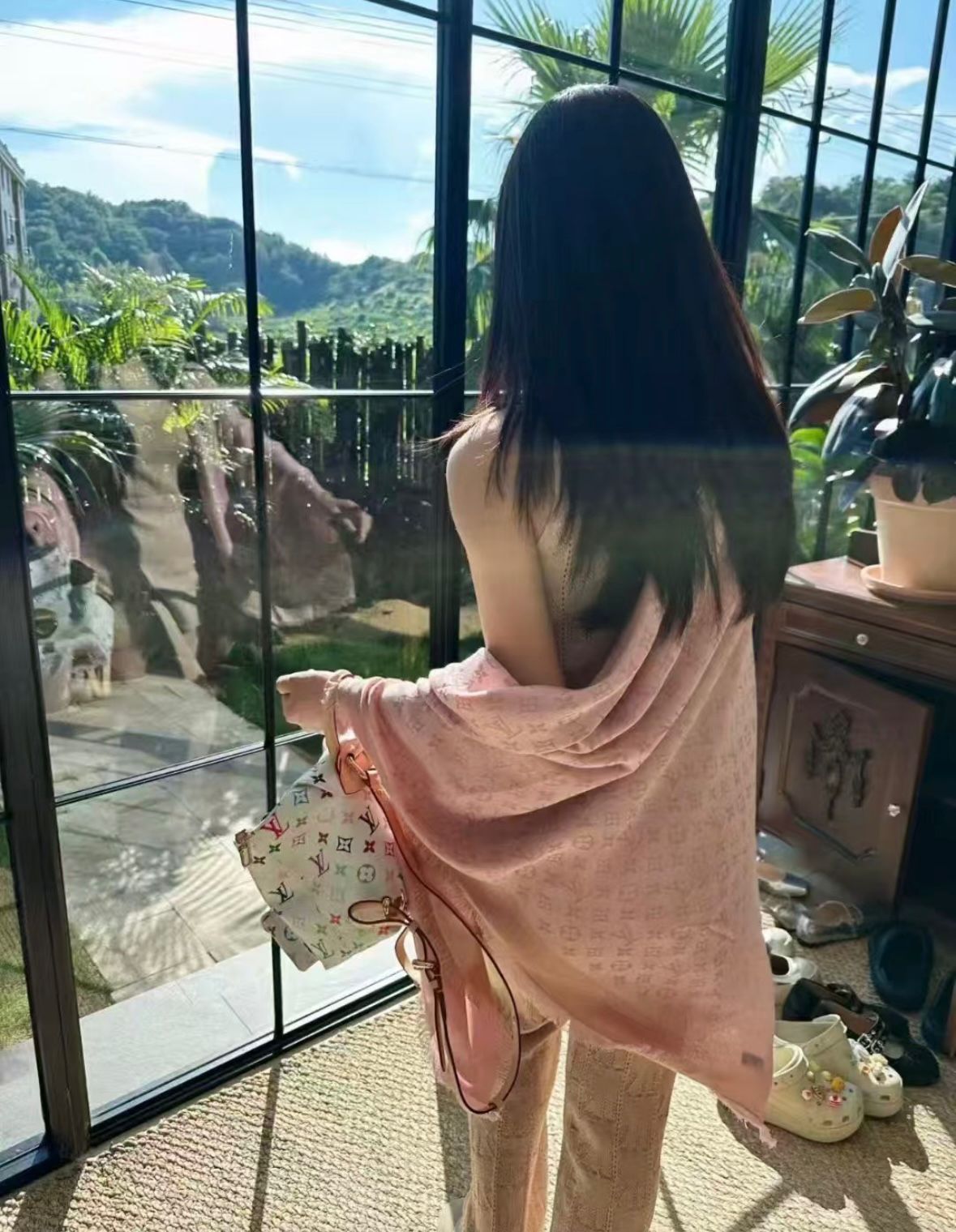 Louis Vuitton Latest Woollen Stole For Women - Image 7