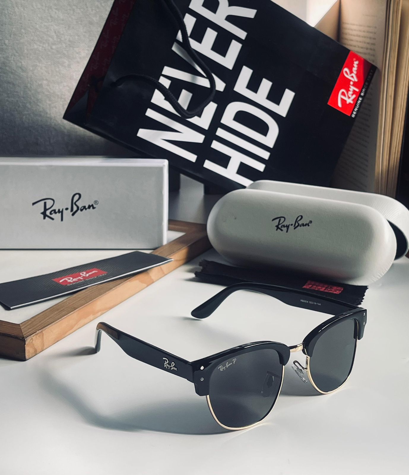 Ray-Ban Clubmaster Men's Sunglasses - Image 3