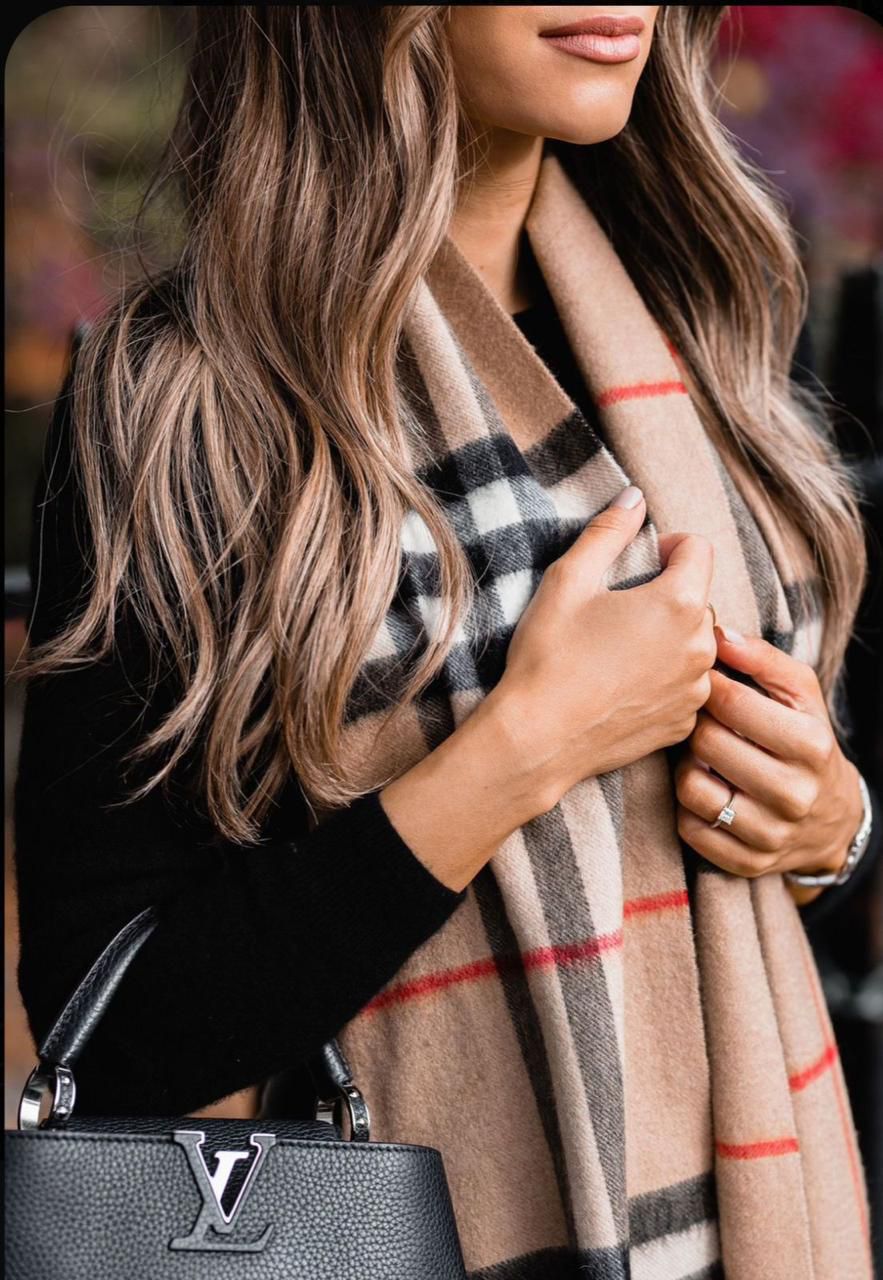 Burberry High-End Winter Stole - Unisex - Image 3