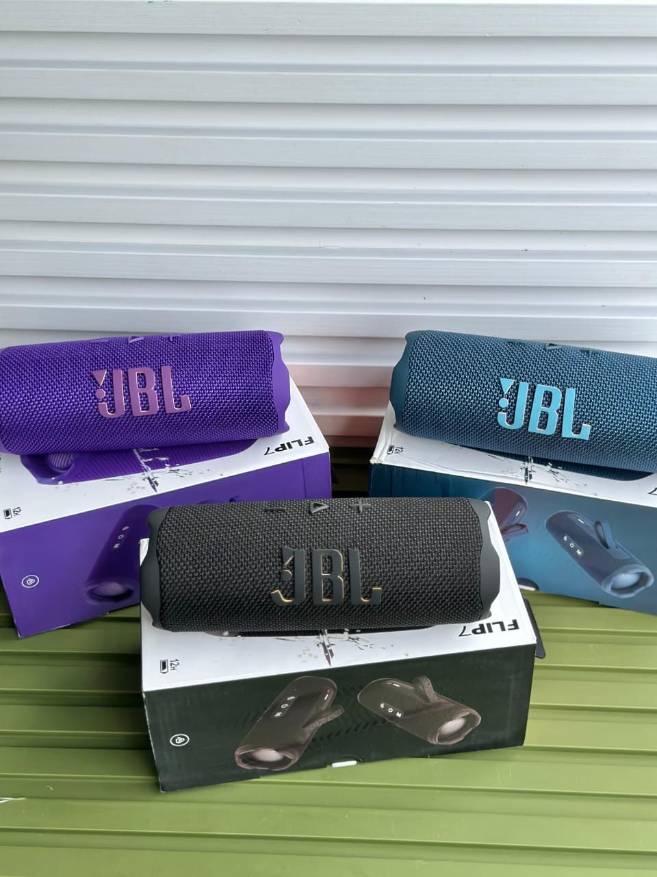 JBL Flip 7 Portable Bluetooth Speakers - Image 3