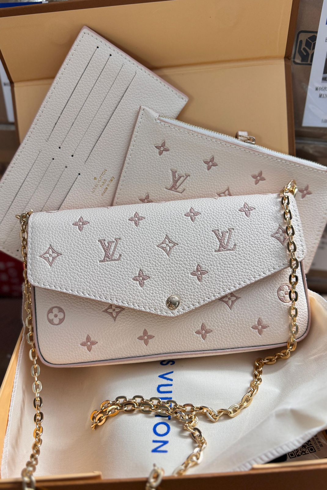 Louis Vuitton Emboss Felicie Shoulder Sling Bag - Image 2