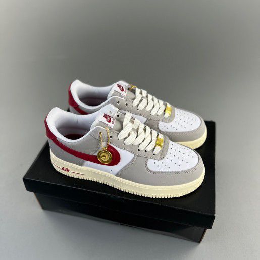Nike Air force 07 Se Pendant sneakers for men - Image 3