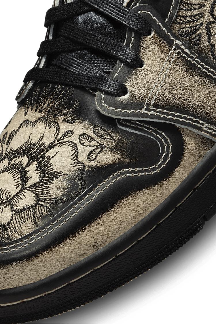 Nike Air Jordan Zoom CMFT2 Men's Sneakers - Image 2