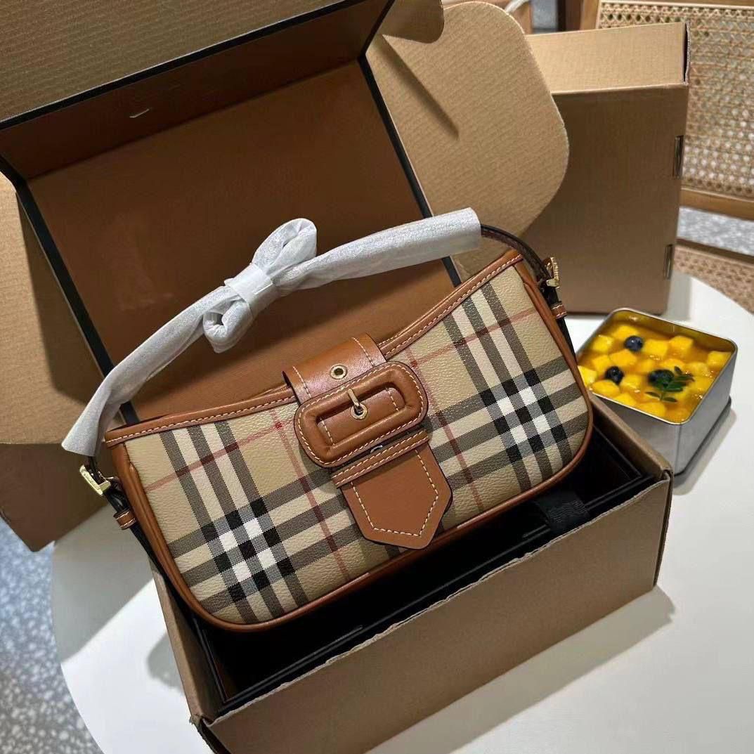 Burberry Vintage Sleek Shoulder Bag For Women - Image 2