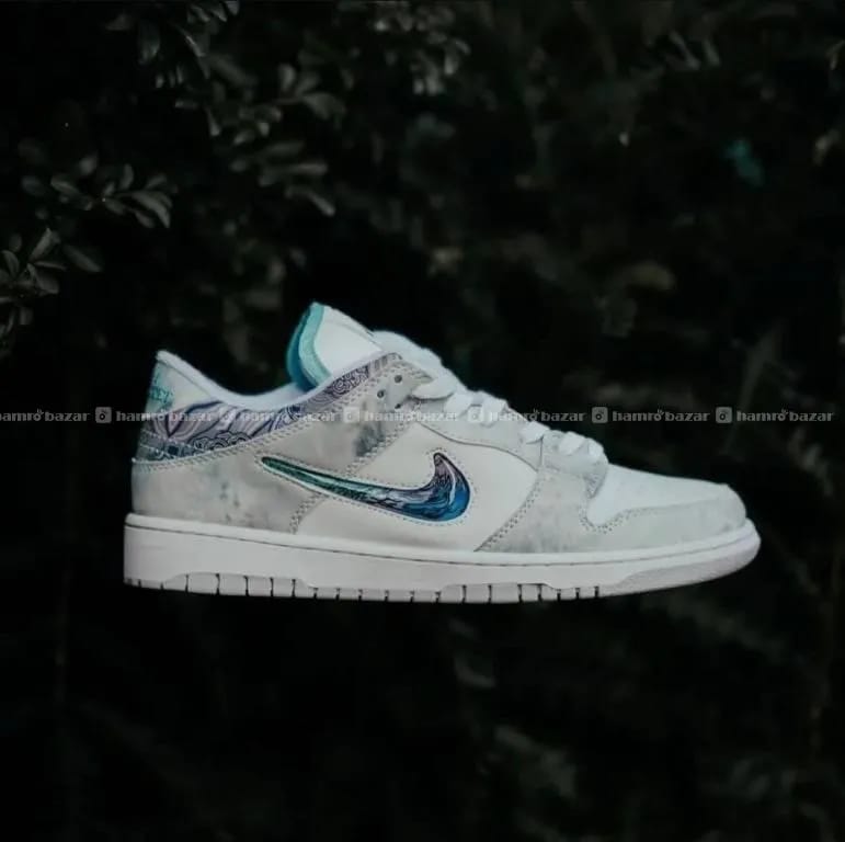 Nike Sb Dunk Low Special Edition Shoes - Image 3