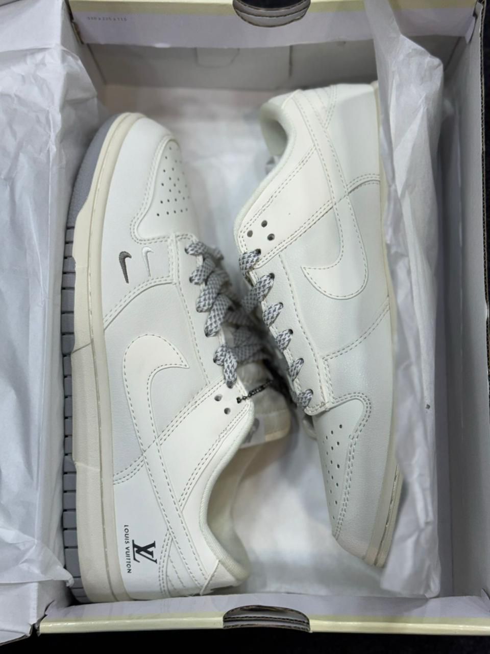 Nike SB Dunk Low Pro Men's Shoe - Image 8