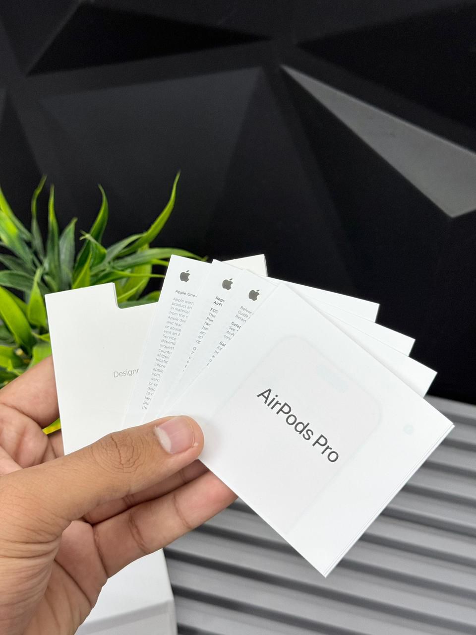 Apple AirPods Pro 3 White - Image 4