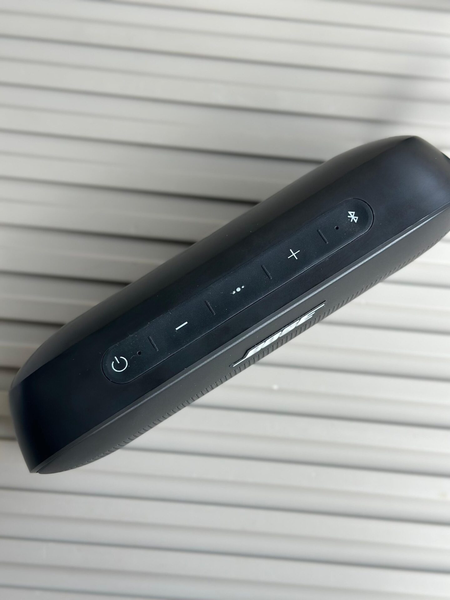 Bose SoundLink Flex Bluetooth Speaker - Image 2