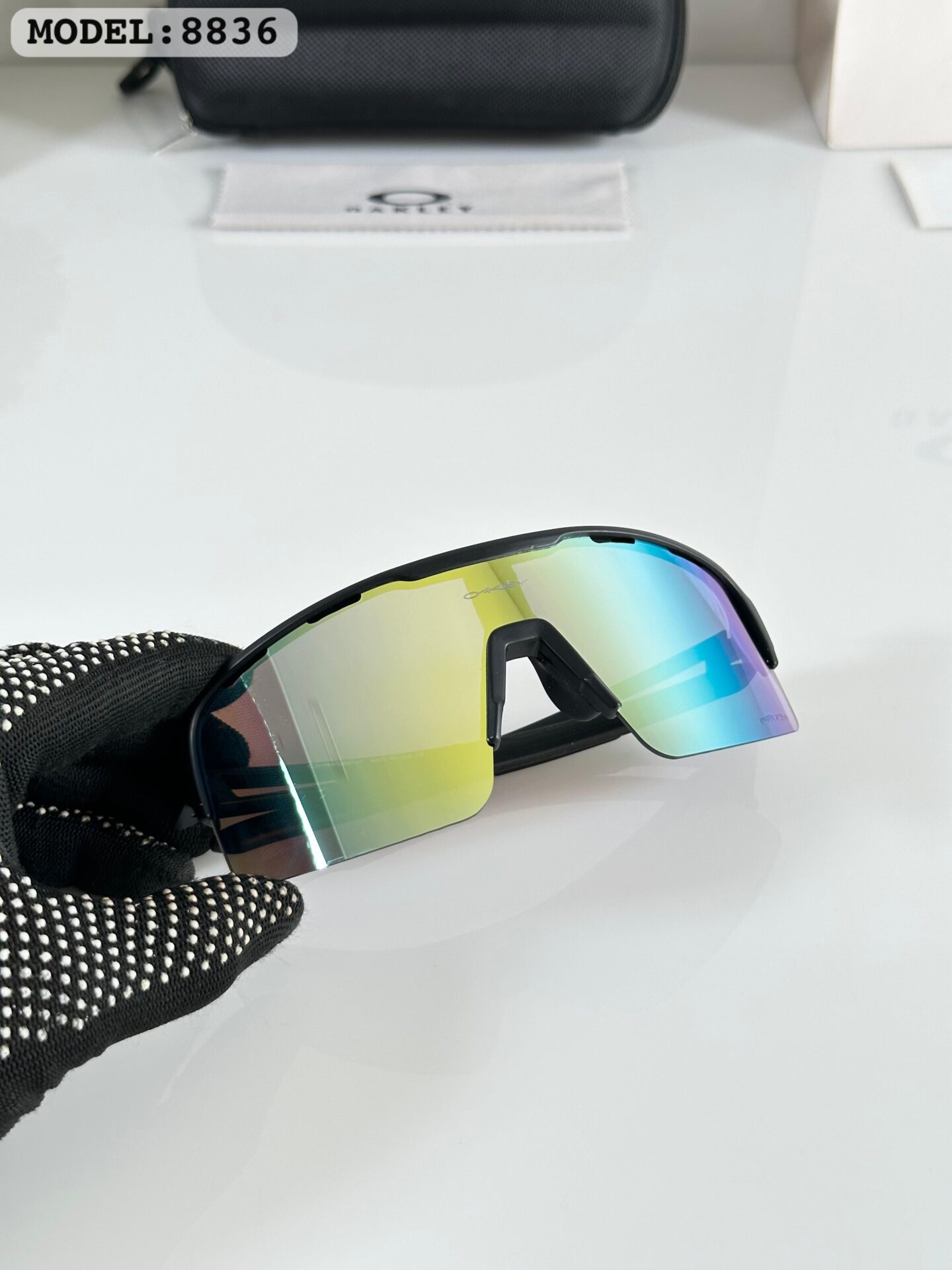 Oakley Shield Sport Men's Sunglasses - Image 3