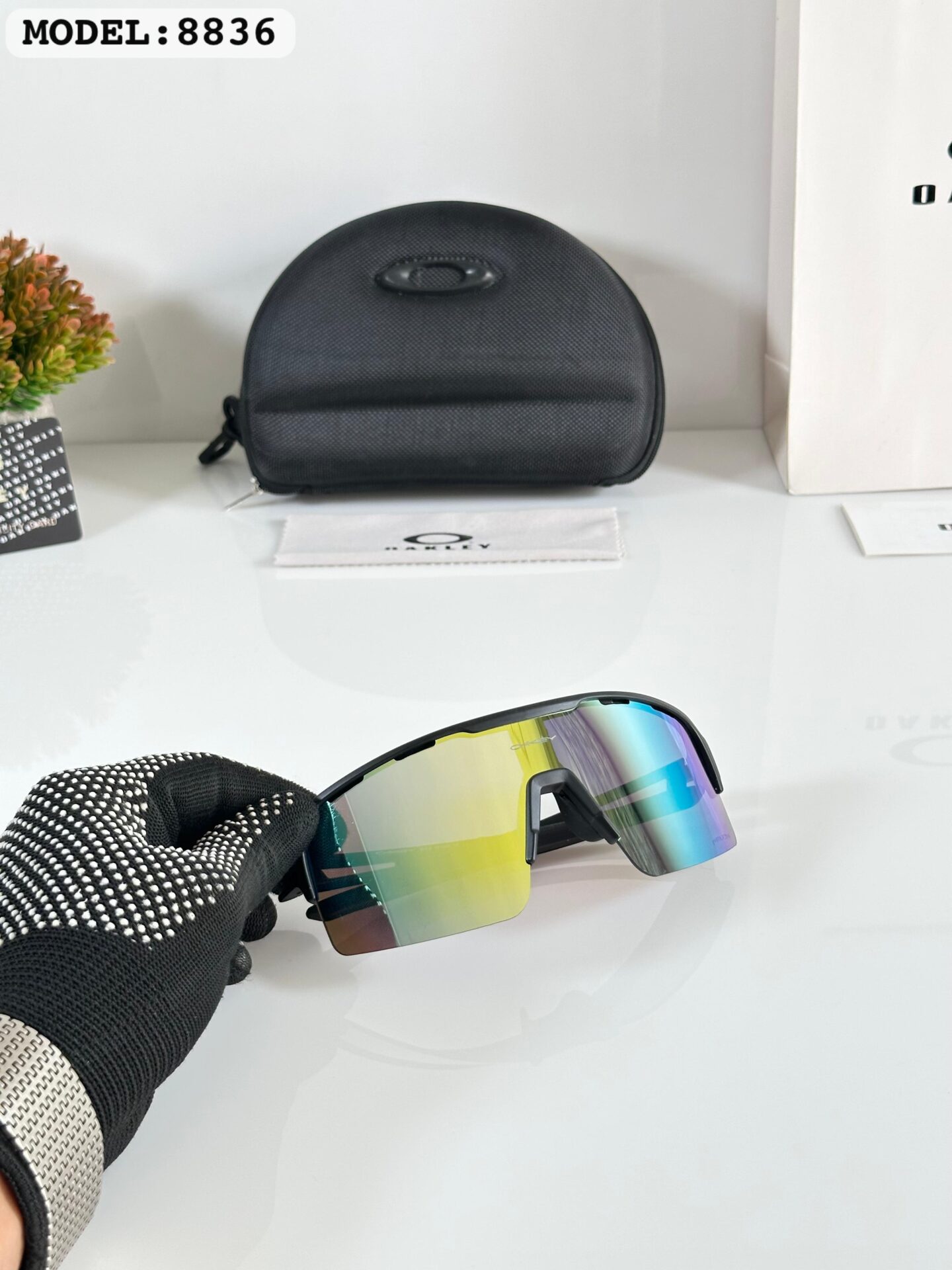 Oakley Shield Sport Men's Sunglasses - Image 4