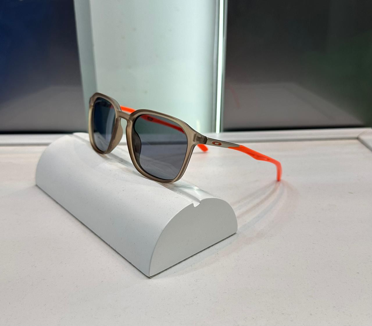 Oakley Transparent Brown/Orange Wayfarer Men's Sunglasses - Image 2