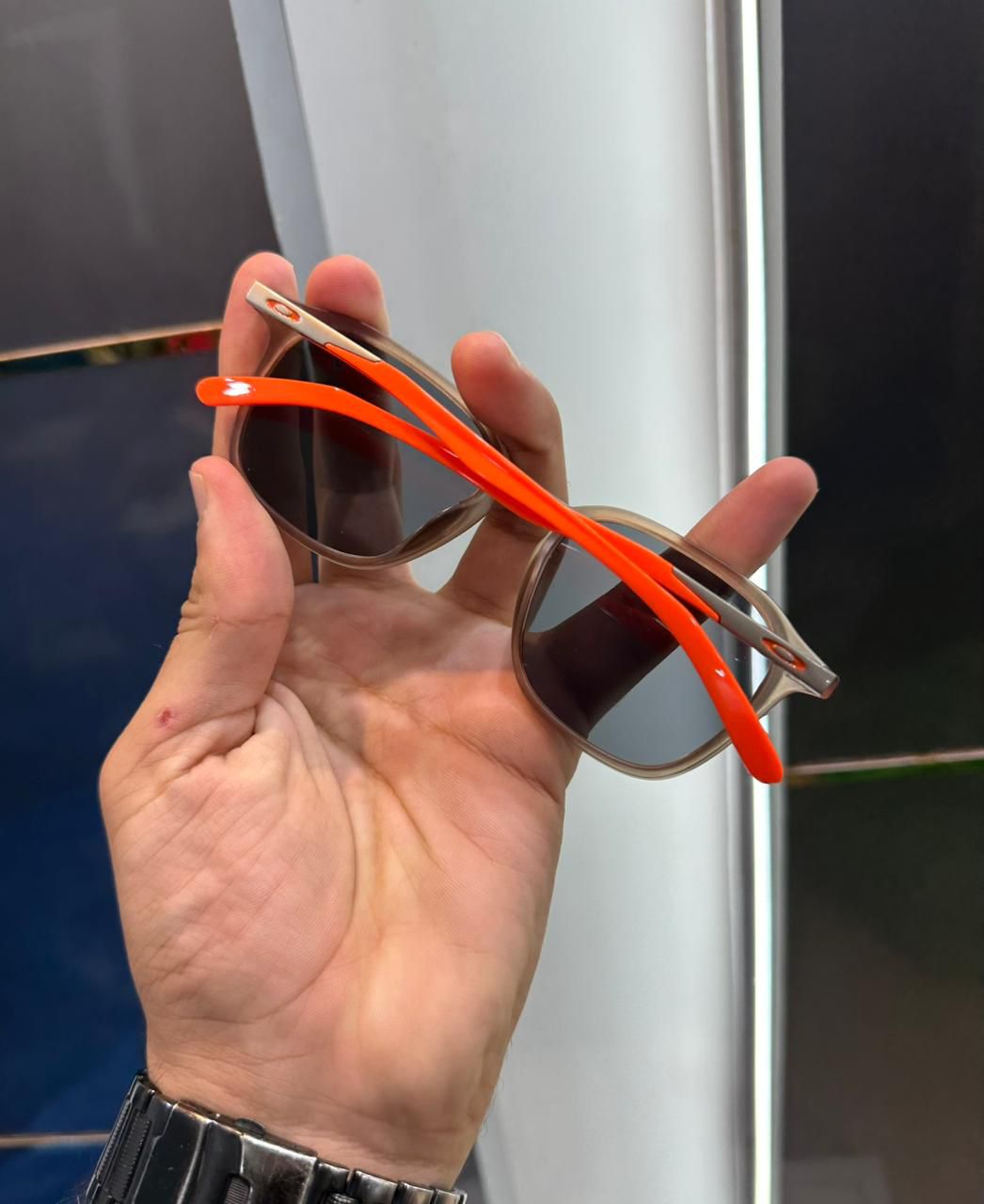 Oakley Transparent Brown/Orange Wayfarer Men's Sunglasses - Image 3