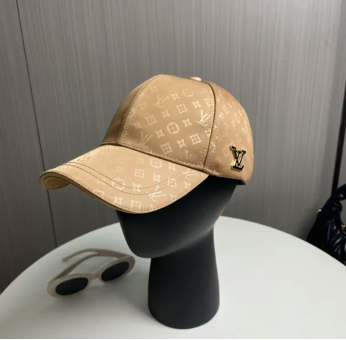 Louis Vuitton Unisex Caps