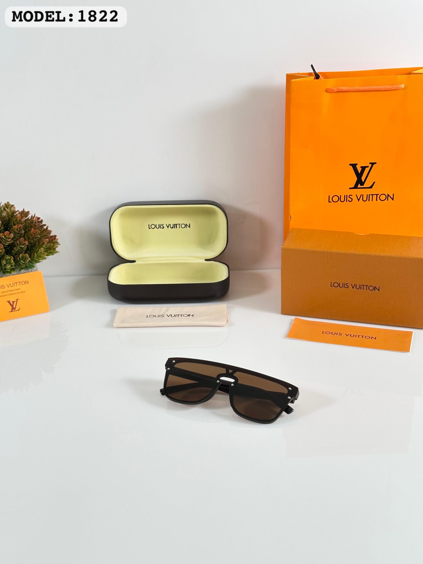 Louis Vuitton Classic Oversized Square Unisex Sunglasses - Image 2