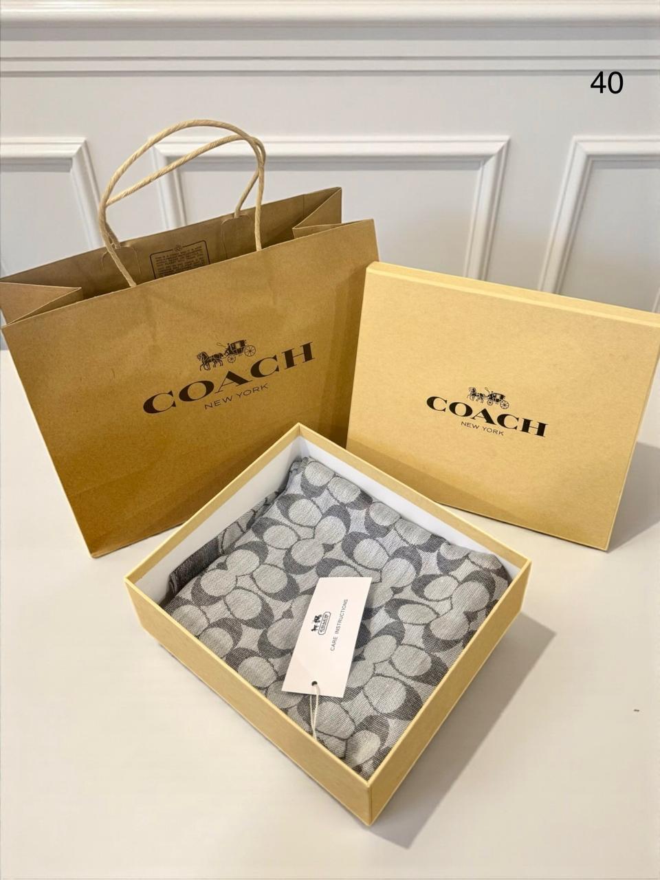 Coach Semi Woollen Logo Stole - Image 17