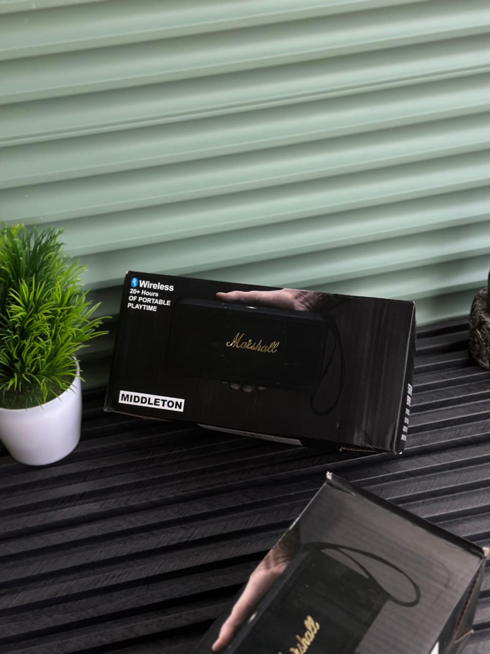 Marshall Middleton Bluetooth Small Size Speaker - Image 7