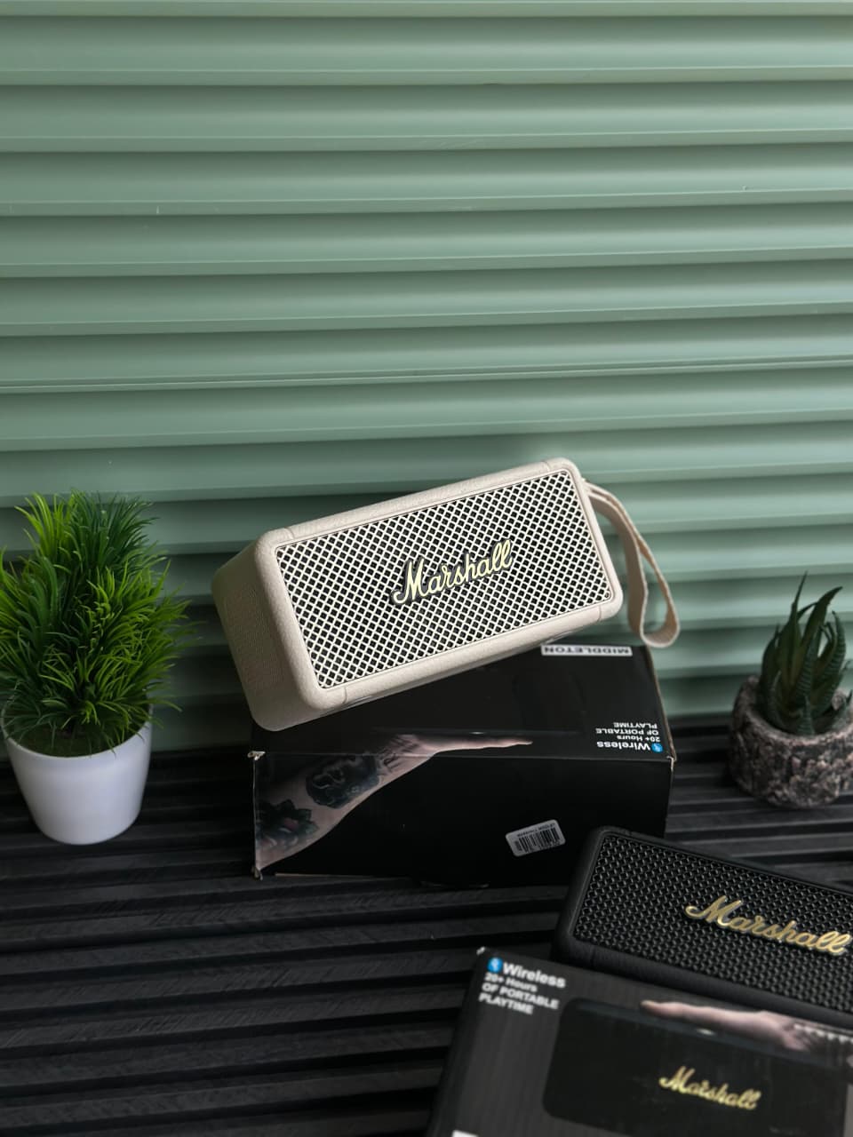 Marshall Middleton Bluetooth Small Size Speaker - Image 4