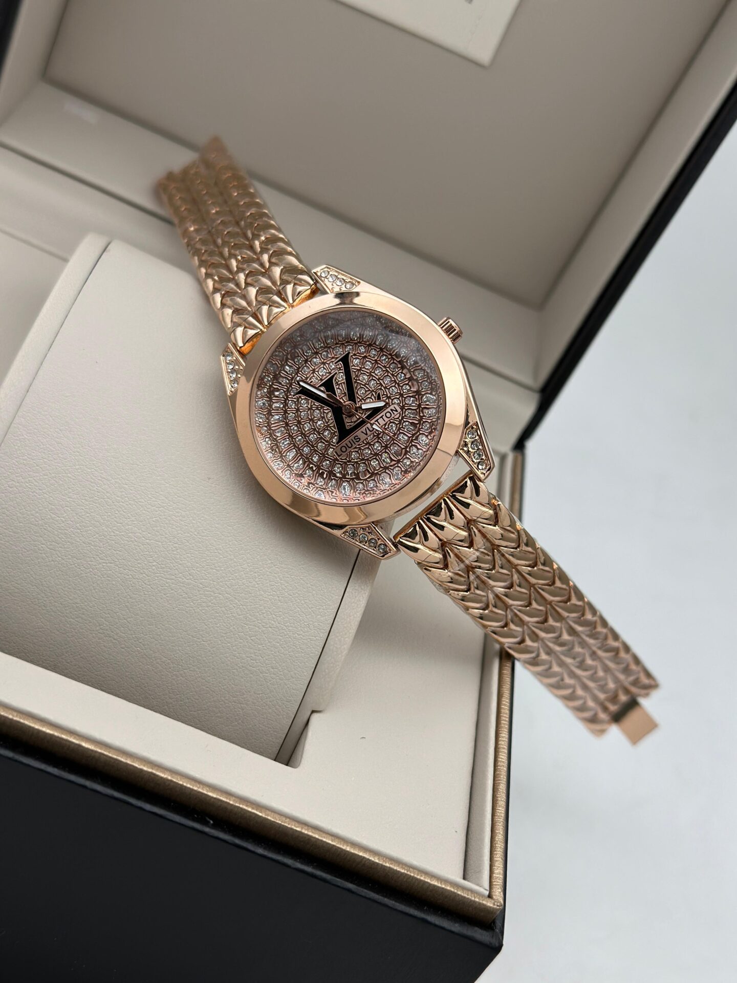 Louis Vuitton Women’s Luxury Watch - Image 5