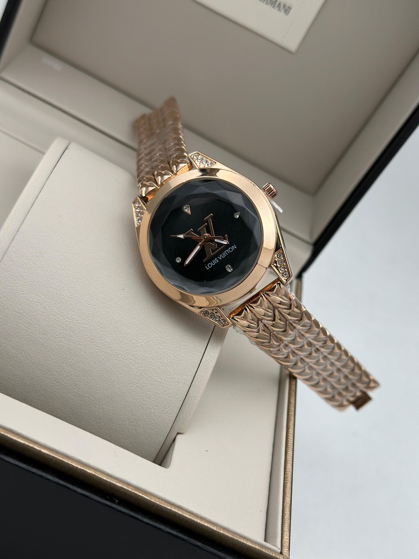 Louis Vuitton Women’s Luxury Watch - Image 4
