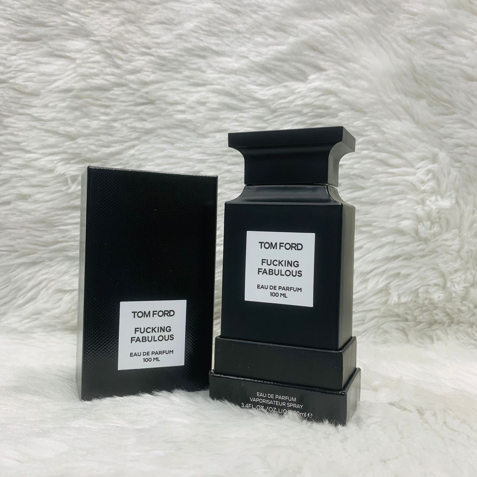 Tom Ford Private Blend Unisex Perfume Collection – Cherry Smoke, Fabulous, Tuscan Leather, Oud Wood, Noir de Noir, Ebène Fume, Neroli Portofino – 100ml EDP - Image 4