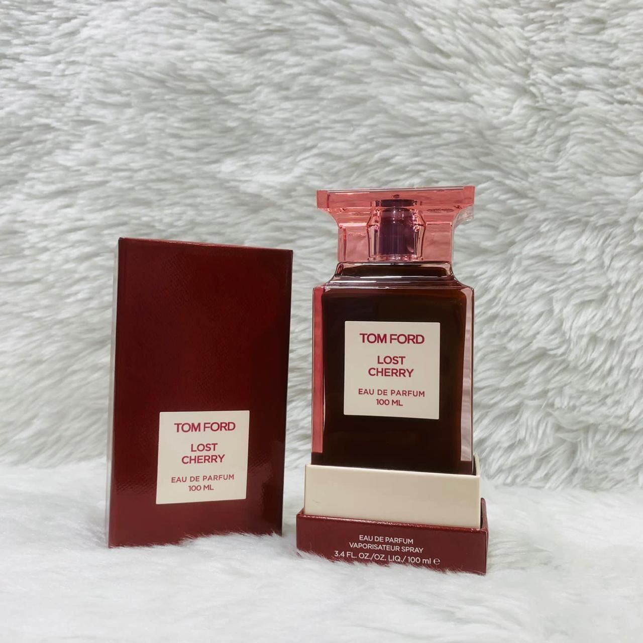 Tom Ford Private Blend Unisex Perfume Collection – Cherry Smoke, Fabulous, Tuscan Leather, Oud Wood, Noir de Noir, Ebène Fume, Neroli Portofino – 100ml EDP - Image 2