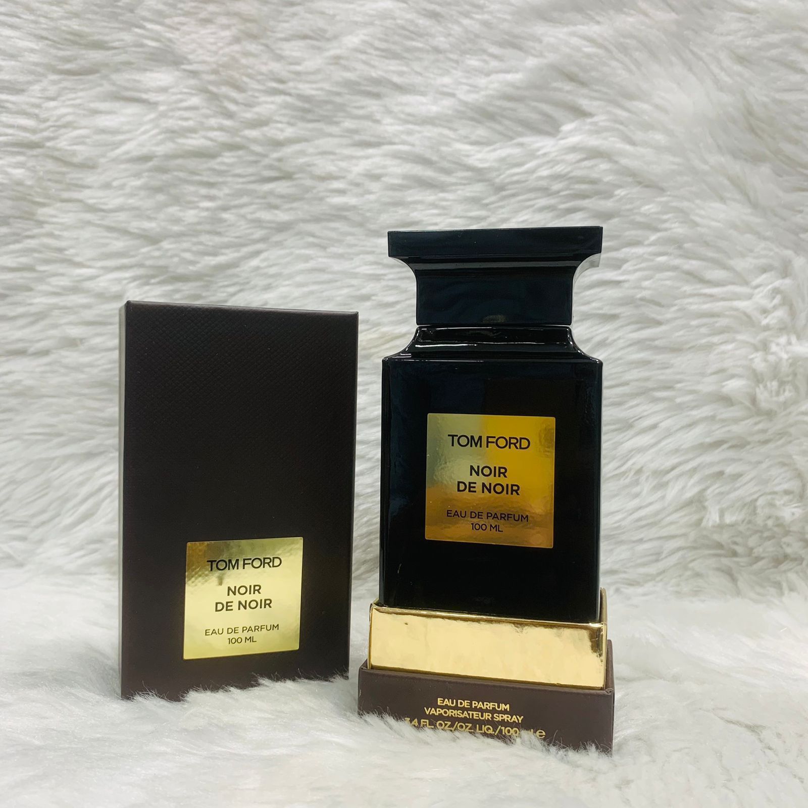 Tom Ford Private Blend Unisex Perfume Collection – Cherry Smoke, Fabulous, Tuscan Leather, Oud Wood, Noir de Noir, Ebène Fume, Neroli Portofino – 100ml EDP - Image 10