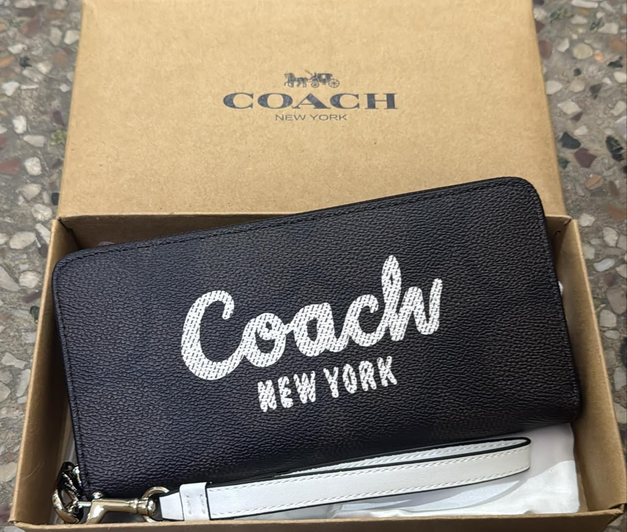Coach Big Size Multi Design Wallet For Women - Image 19