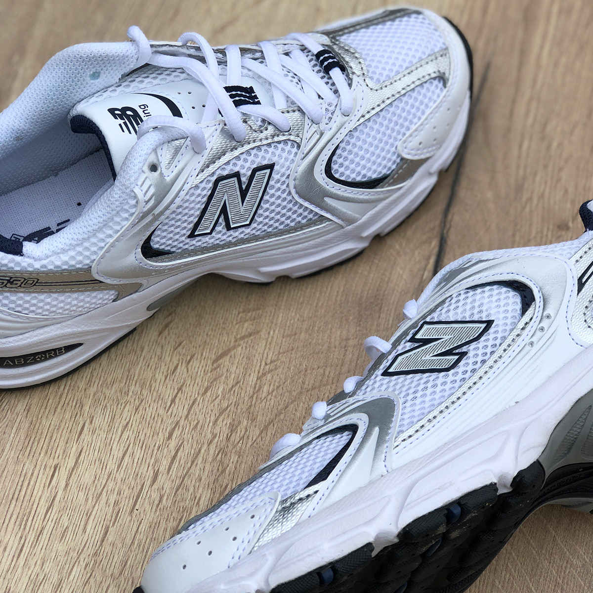 New Balance 530 All White Trainer Men's Shoes - Image 9